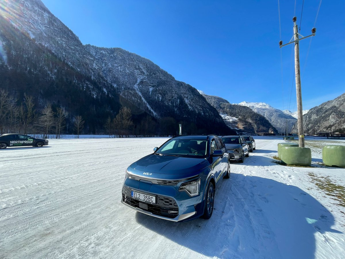 We are proud to host the first presentation of these incredible #wintertires for <a href="/NokianTyresCom/">Nokian Tyres</a>! #Austria  #Salzburg #ÖAMTC #Saalfelden #KIA <a href="/KIACzech/">Kia Czech</a>