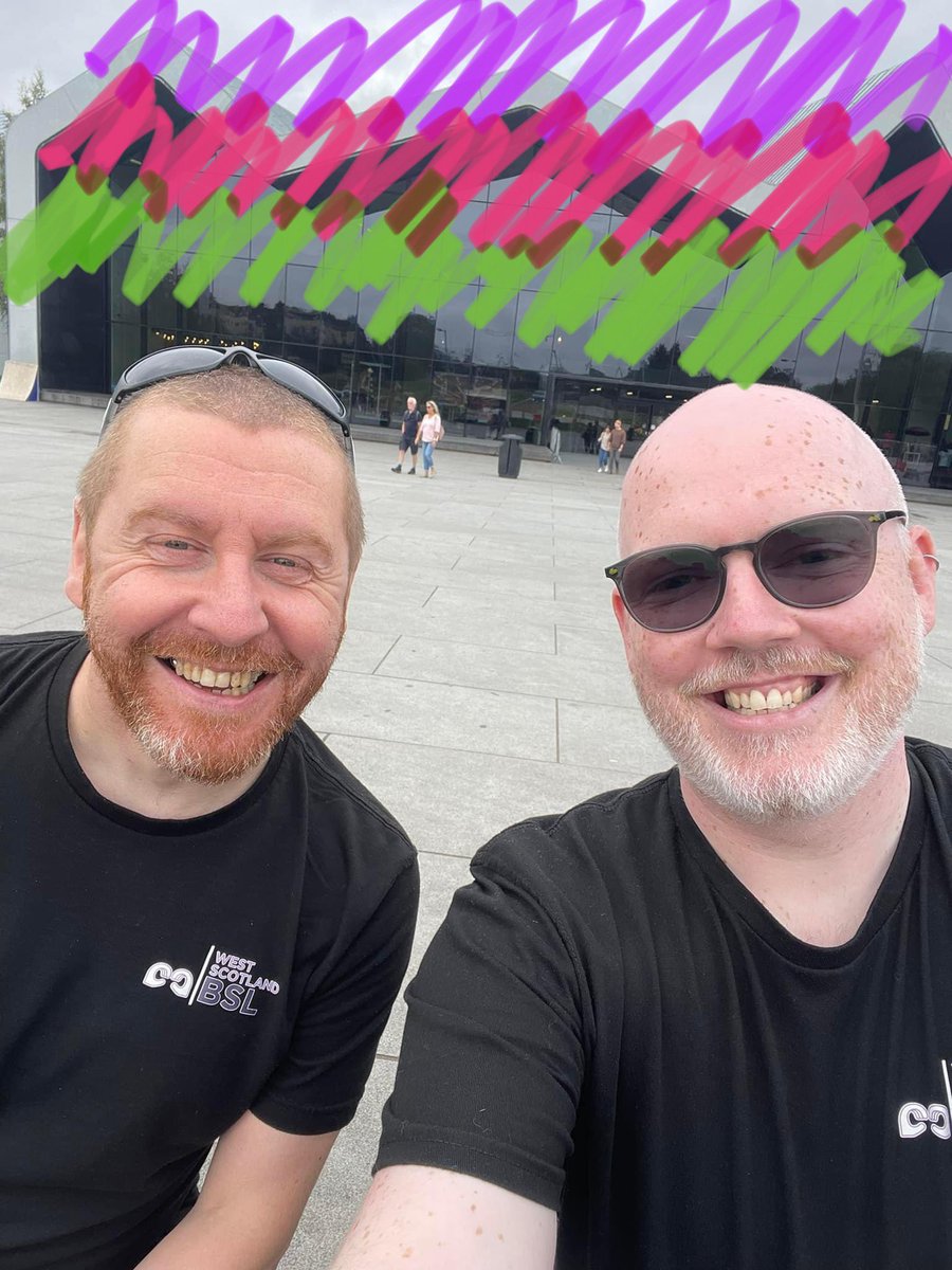 westscotlandbsl's tweet photo. Me and @fabypenguin were fortunate enough to see the northern lights. We feel very blessed https://t.co/o1W4nXas9p
