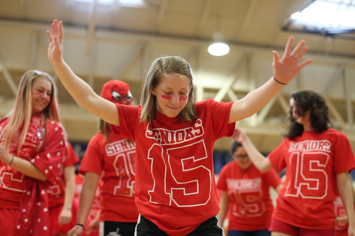 That feeling when you just committed to the Mount de Sales red class of 2027 ❤️ As a reminder, the enrollment deadline is this Friday, March 3. Please email admissions@mountdesales.org with any questions. #mdsaclassof2027