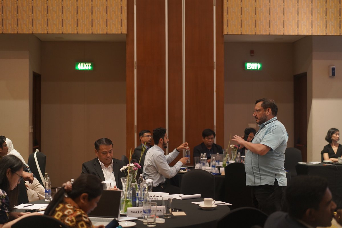 National ozone officers and experts from 19 countries gathered in Indonesia to discuss the best way to phase down #hydrofluorocarbons, extremely potent greenhouse gas refrigerants, and implement the #KigaliAmendment to avoid 0.5°C of global warming by the end of this century.