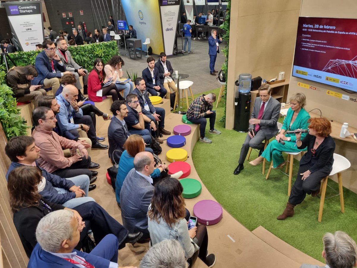 enisa's tweet image. 🔴 #4YFN23 @bayonlopez, consejero delegado de ENISA @mincoturgob en la inauguración del Pabellón de España #Spain4YFN23 junto a SE @carmeartigas @SEDIAgob,  presidenta de @redpuntoes y María Peña, consejera delegada de @ICEX_ 

@4YFN_MWC #SpainUpNation