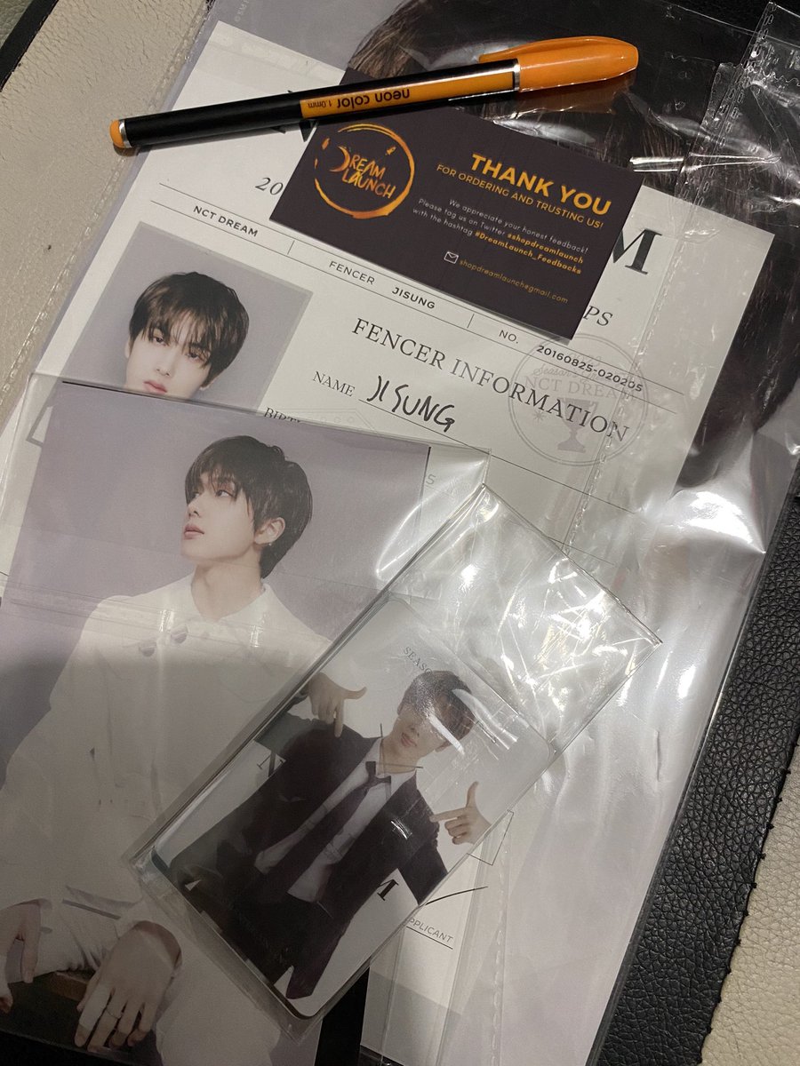 Pwarkkkkk's tweet image. received my Jisung set ssg 2023 safe today 🥳❤️ thank you po!! 
@shopdreamlaunch 
#DreamLaunch_Feedbacks