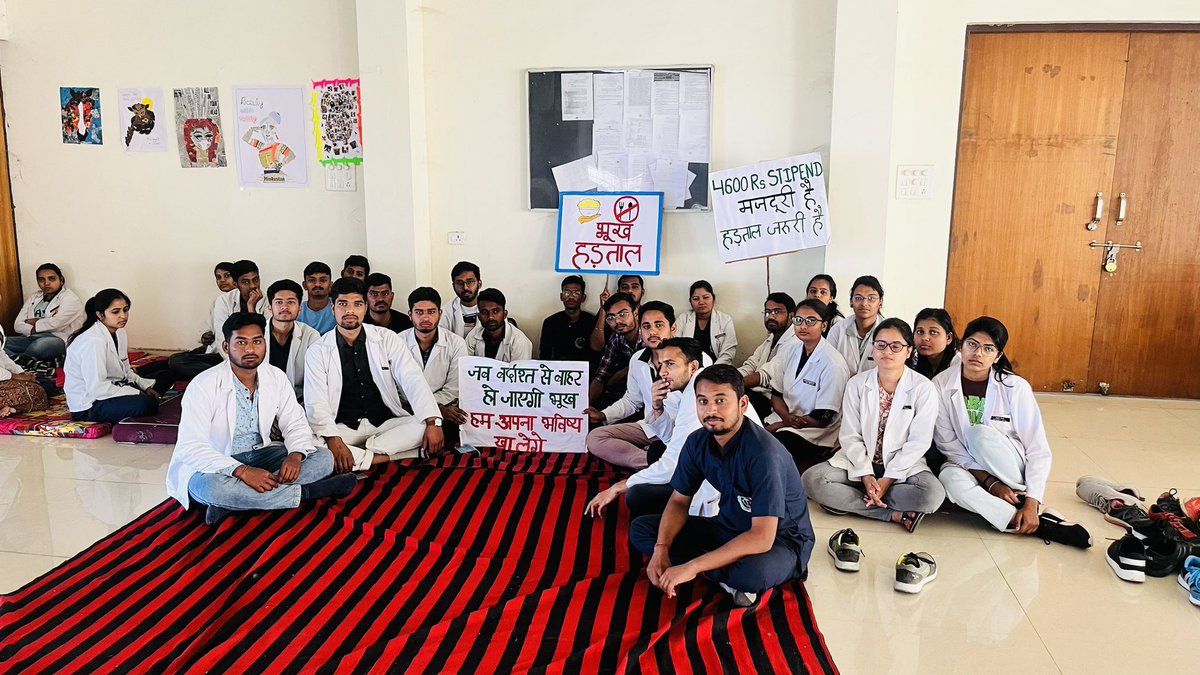 #i_support_NDVSU_vets
#mass_hunger_strike