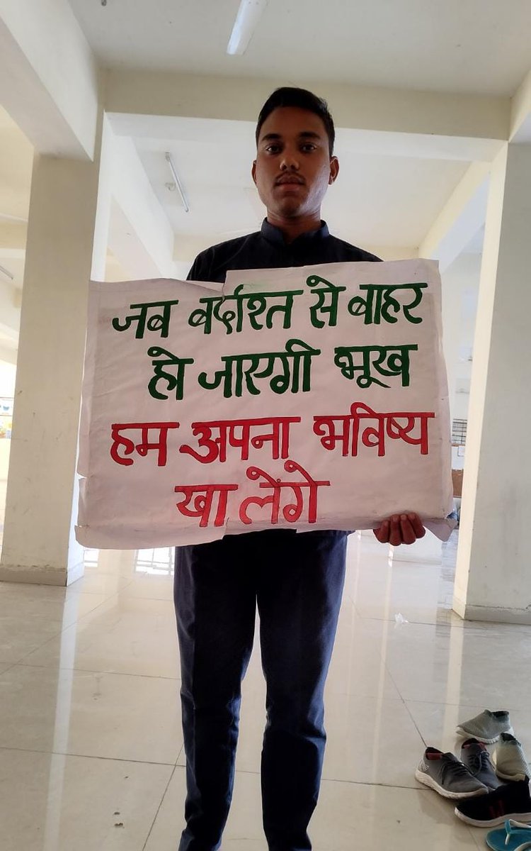 myself_amn's tweet photo. #i_support_NDVSU_vets
#mass_hunger_strike
#i_support_NDVSU_vets
#mass_hunger_strike
#i_support_NDVSU_vets
#mass_hunger_strike https://t.co/rUI18R3K1R