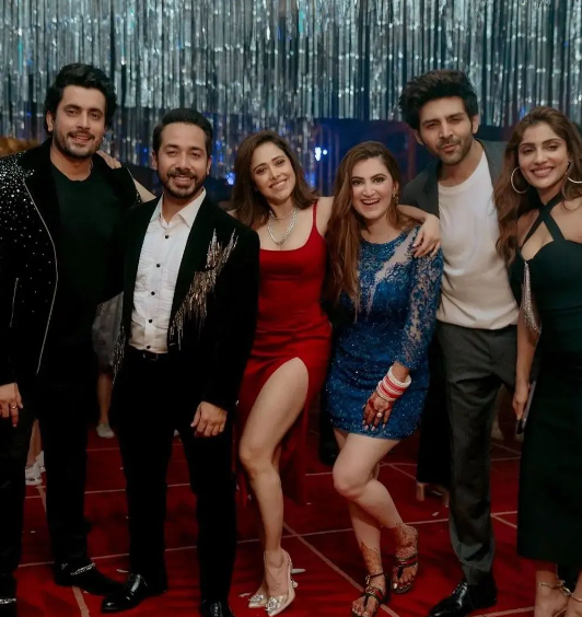 BtownKi's tweet photo. Pyaar Ka Punchnama reunion ๐
#kartikaaryanfans #kartikaaryan__world #kartikaaryanposes #kartikaaryanupdates #kartikaaryanfanclub #KartikAaryan #ShivaleekaOberoi #nushratbharucha #BollywoodCelebrity #bollywoodnews #bollywoodupate #bollywood #instaalgorithm https://t.co/Tdc5b1qO2v