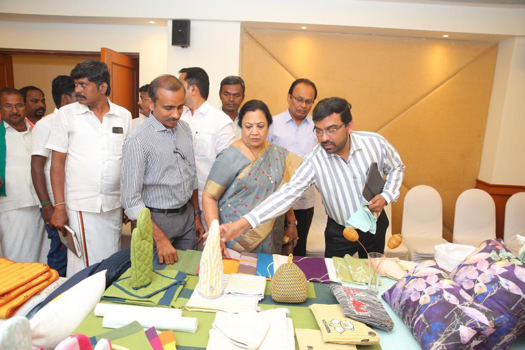 Ministry of Textiles on Twitter "RT DarshanaJardosh Met the office