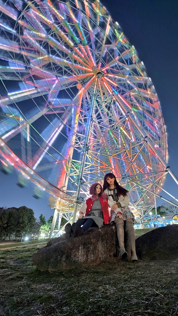 m30401122's tweet image. 美玲＆アユカ
花の大観覧車
 #オリエント工業  #LEVELD