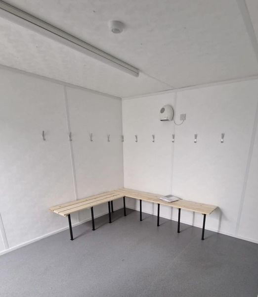 SpacemakerMod's tweet image. Drying rooms, any configuration, can be fitted with lockers and down flow heaters to take the damp off your workwear and keep you warm and dry! needed on a day like today 🌧️ ☔️