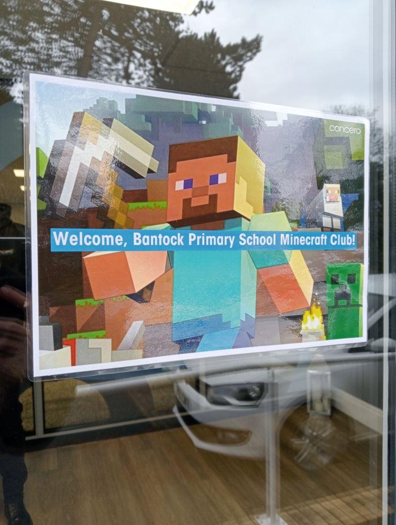 ConceroUK's tweet photo. 🟦 ⭐️Our first Minecraft Club was a great success!⭐️ 🟦
With the support of @clcsimon from @TA_Education and our team, we ran a fun-packed morning for @BantockSchool Primary School, where students could explore Minecraft Education.
#edtech #minecraftclub #education #learning https://t.co/HeS1UziIbK