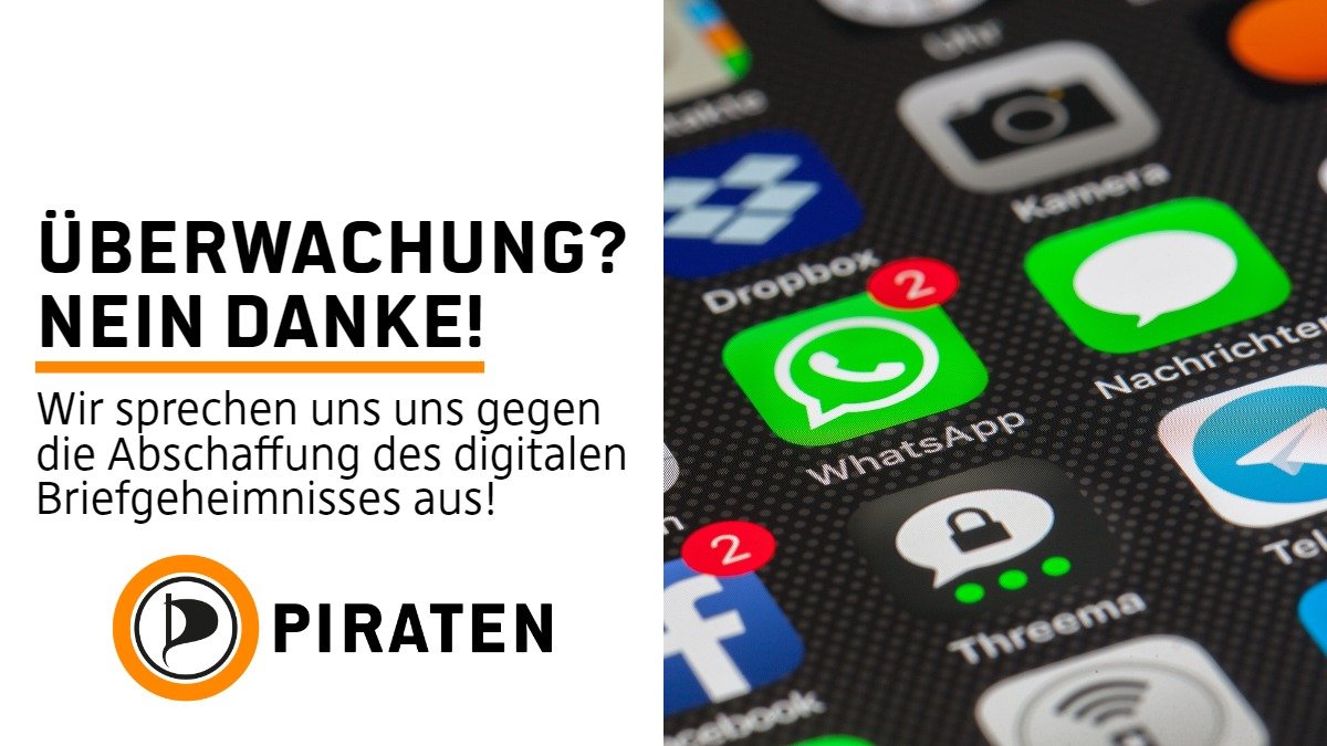 Piratenpartei's tweet photo. Die #EU plant mit der #Chatkontrolle das digitale Briefgeheimnis aufzubrechen. Nicht nur sorgt die Chatkontrolle für eine unsichere Kommunikation, sondern verpflichtet Anbieter euch zu Überwachen!
#StopChatkontrolle #PIRATEN https://t.co/DCXK0XajL4
