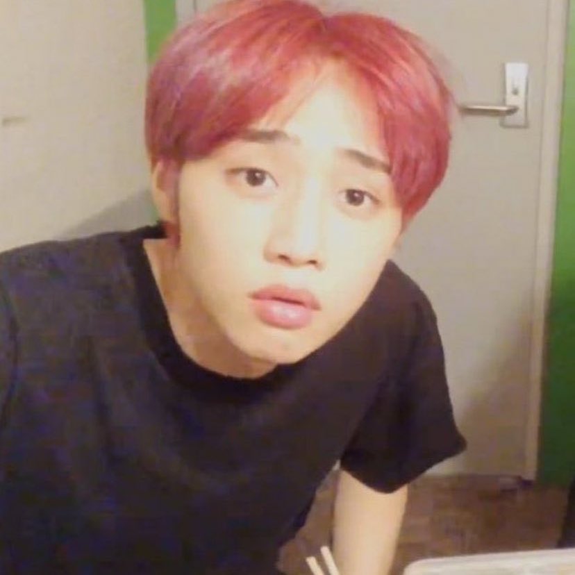 서누야 어떡하지...
여기 사장 불러오래

                                                  ??형이 사장이잖아요

웅 근데 무서워서 그냥  
불러온다고 해버렸어…