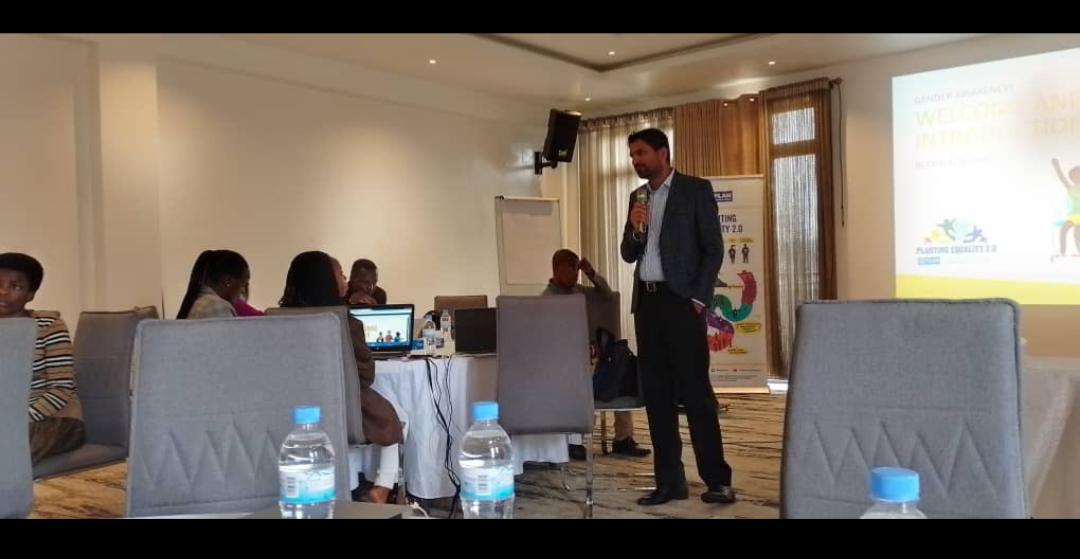 Umwanakuisonga's tweet photo. This week from 27th Feb 2023 to 3rd March, @Umwanakuisonga is attending a training on gender transformative entitled #Plantingequality 2.0 organized by @PlanRwanda to its partners. https://t.co/pqdkrhFiQe