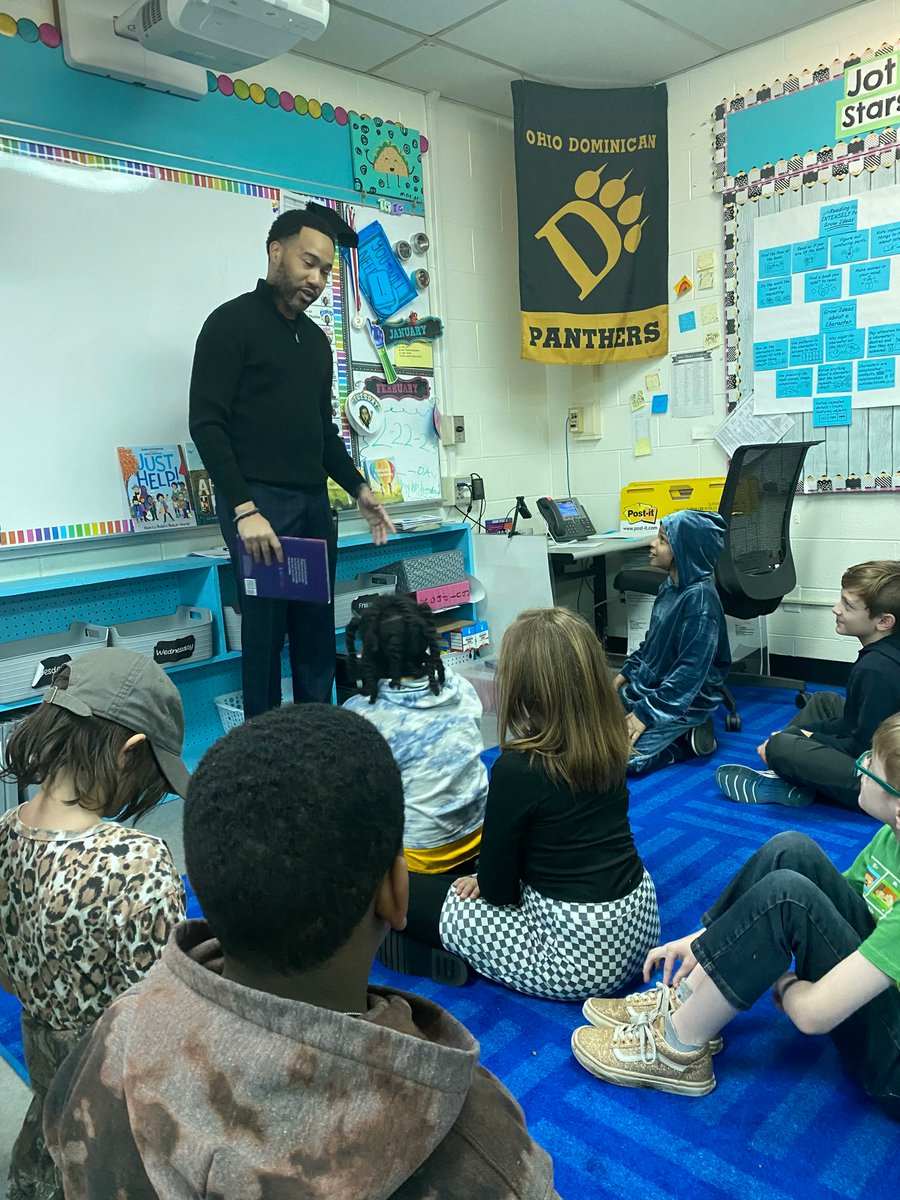 GahannaJeffersn's tweet photo. Students in Ms. Obey's fourth-grade class at Goshen Lane Elementary were treated to an extraordinary guest reader last week...NBC4 Evening Anchor Kerry Charles, @kerryNBC4. 

We 💙 💛 💙 to see our students share their love of reading with friends in our Columbus community! https://t.co/c5FPCqXiyN