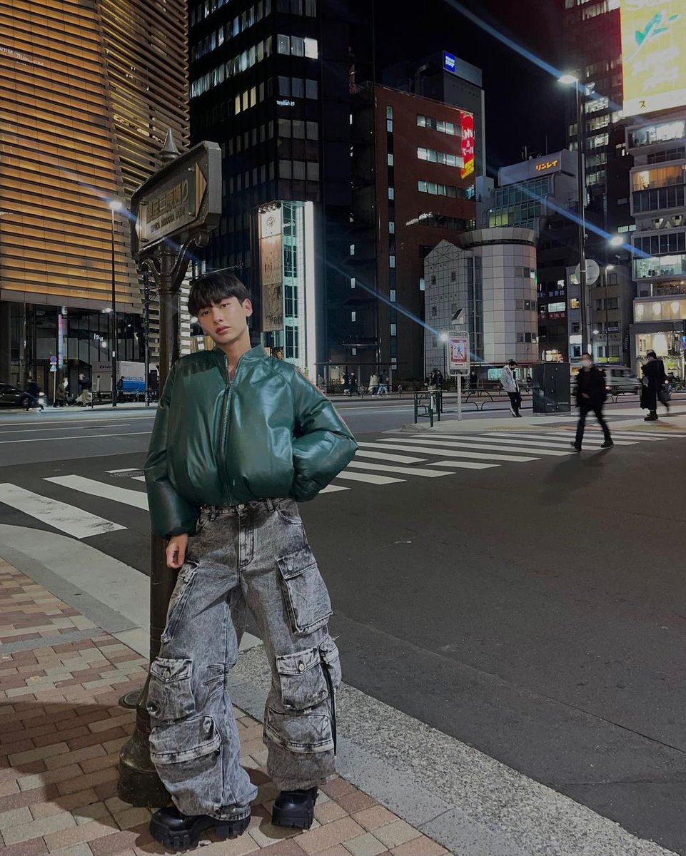 offguning's tweet photo. Tokyo 📸 https://t.co/YiiHlabwh1