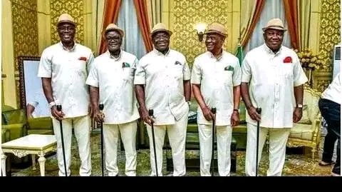 akemeh_andrew's tweet photo. Govs.ORTOM, GBURUGBURU and IKPEAZU have all lost their elections.
Wike deceived these old men
#electionresults2023 #ElectionResult
#LPandAPC 23% Abuja G5 https://t.co/L5gN43MY1R