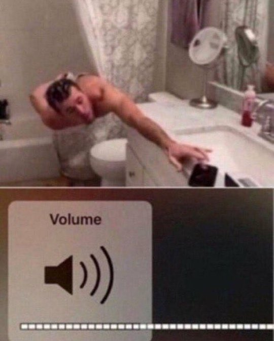 qué canción te provoca hacer esto??