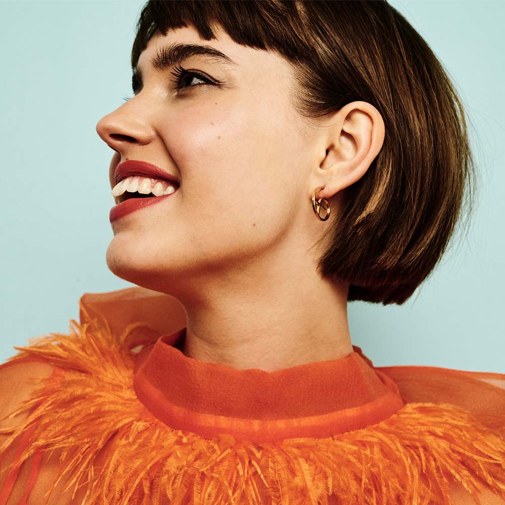 Say it with with a smile 🧀⁠
⁠
Let our Alphabet Hoops do the talking⁠ in 925 recycled sterling silver or hard plated in 18ct gold. ⁠

#Toolally #JewelleryDesign #FineJewellery #HoopEarrings