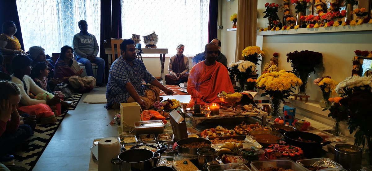 Dub_Faith_Forum's tweet photo. Delighted that members of the forum could join with Swami Shantivratananda and the community for their celebration https://t.co/ohvKK1c7AK