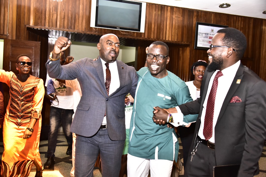 We were supposed to meet Gen Saleh , because he didn't have time , he sent Hon Mukasa Mbidde.
🎤Mc Kats.
<a href="/MukasaMbidde1/">Mukasa Mbidde</a> 
<a href="/norbertmao/">Norbert Mao</a>