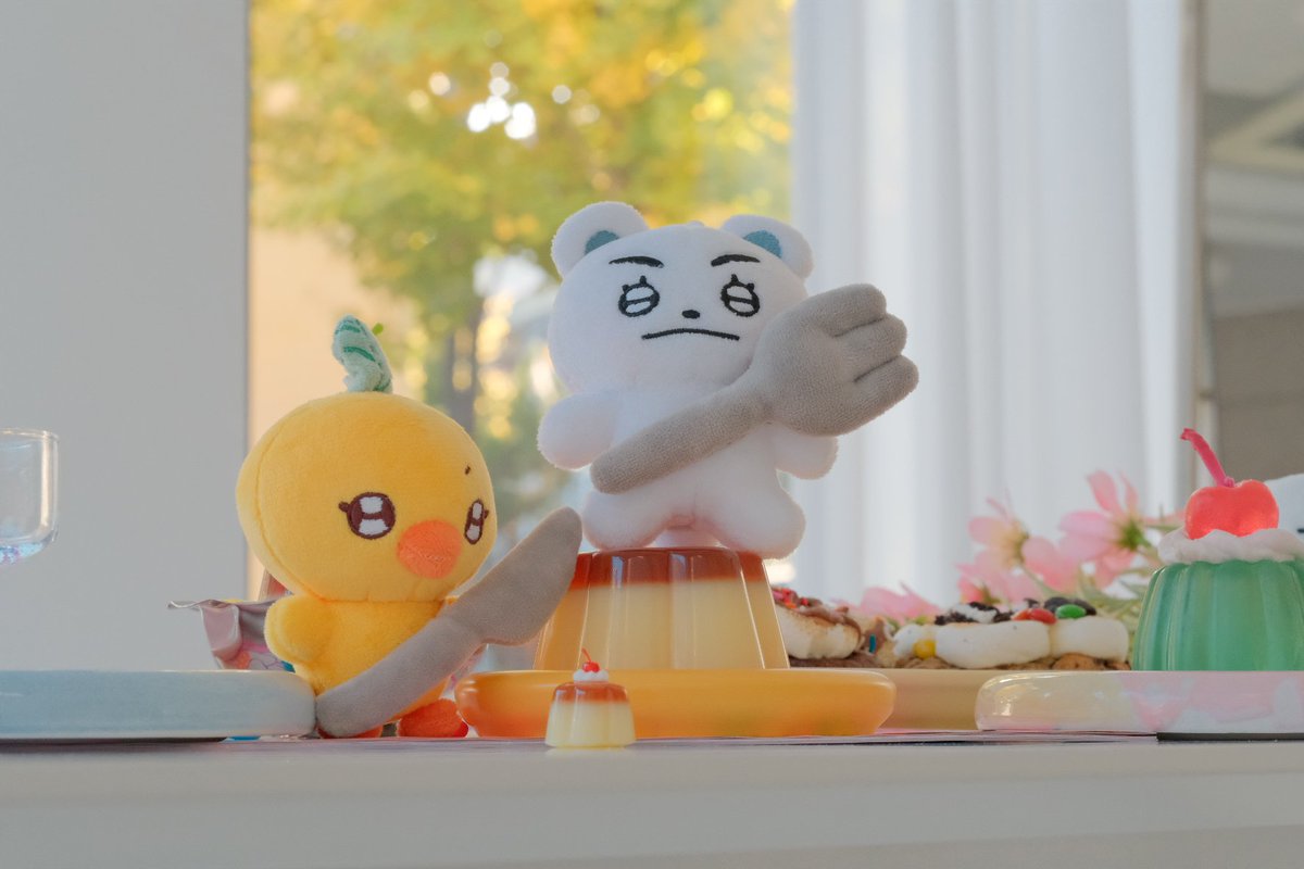 softyor_tor's tweet photo. RT 이벤트 🧁

허그왹과 디저트 파티 한정 재고 판매
🌟3월 4일 19:00 정각 오픈🌟
폼 공지는 꼭 미리 읽어주세요.

🍮럭키드로우 40명 추첨🍮
🍀번호 당일 오픈 직후 타래 공지🍀

폼 > https://t.co/oeFYPbWoqp https://t.co/2wK0fpM53W