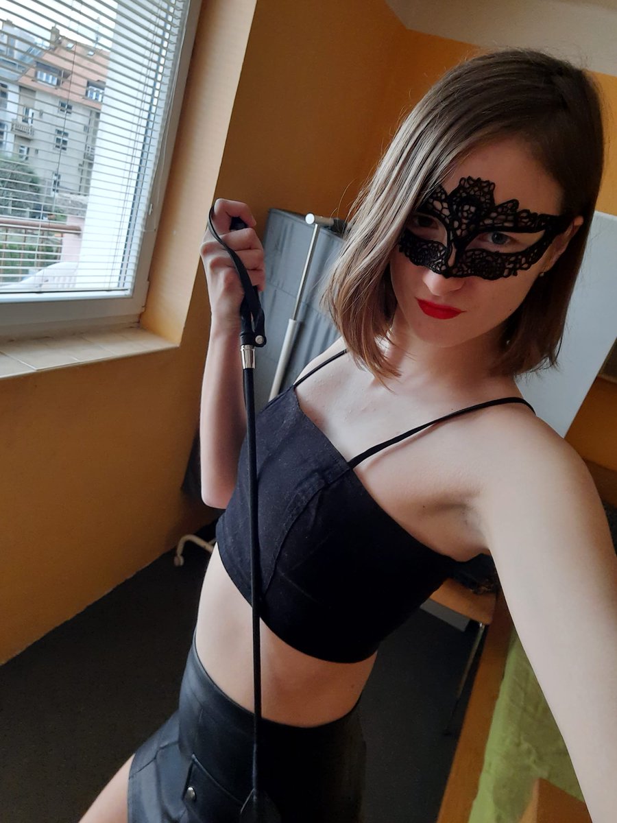 Freedom is overrated
People think they'll be happy living freely...WRONG 
You know perfectly you don't enjoy your life. There is no rush. A boring existence just surviving

What a life when you become mine⛓! Never knowing what's coming next
Let my devilish mind in charge😈