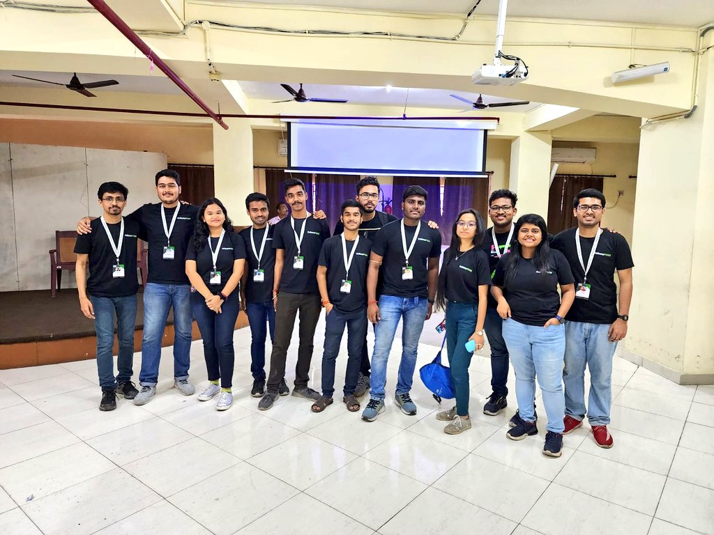 FossKolkata's tweet photo. KolkataFOSS was a huge success, thanks to all of our attendees, speakers, sponsors, and volunteers. We hope that everyone who attended it felt inspired and energized to continue working towards open-source.

@Keployio @FOSSUnited

#foss #KolkataFOSS #FOSSUnited #event #opensource https://t.co/YfNYvK3m0h