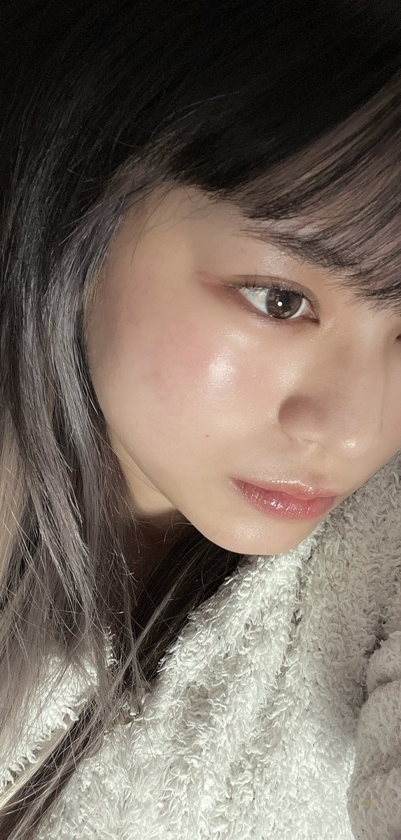 hua030107's tweet photo. カンナムドール様のアイクリームを1ヶ月間使用させて頂きましたが、
肌はふっくらしてる感じがして、スッピンの肌も見ての通りプルプルになります✌️

#アイクリーム
#フォーミングクリーム 
#ドクターズコスメ #カンナムドール #ANACIS 

@gangnam_doll プロフィール欄のURLからもご購入可能です✨ https://t.co/nPDxxpgjG4