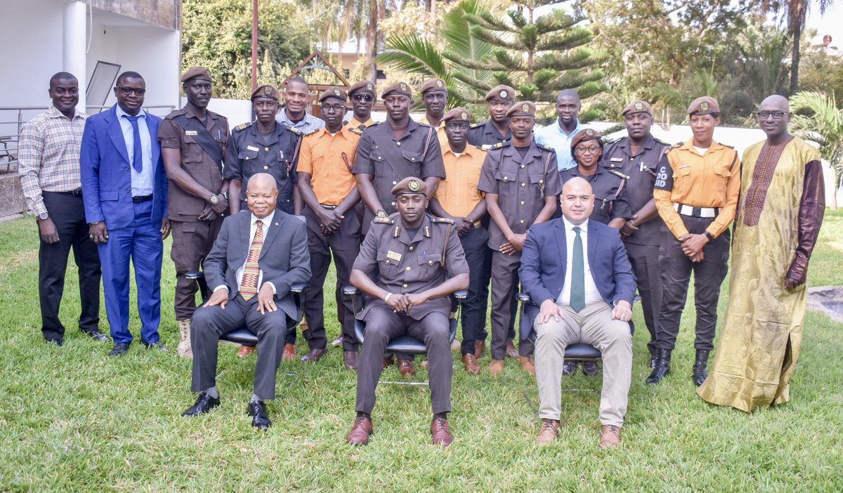 Gambia Immigration Department teams up with DCAF to enhance Internal Investigations! This 3-day training program is part of DCAF's support for SSR in The Gambia, funded by the Swiss Government. #DCAF #GambiaImmigrationDepartment #SSR Read more  bit.ly/3xWmiZS