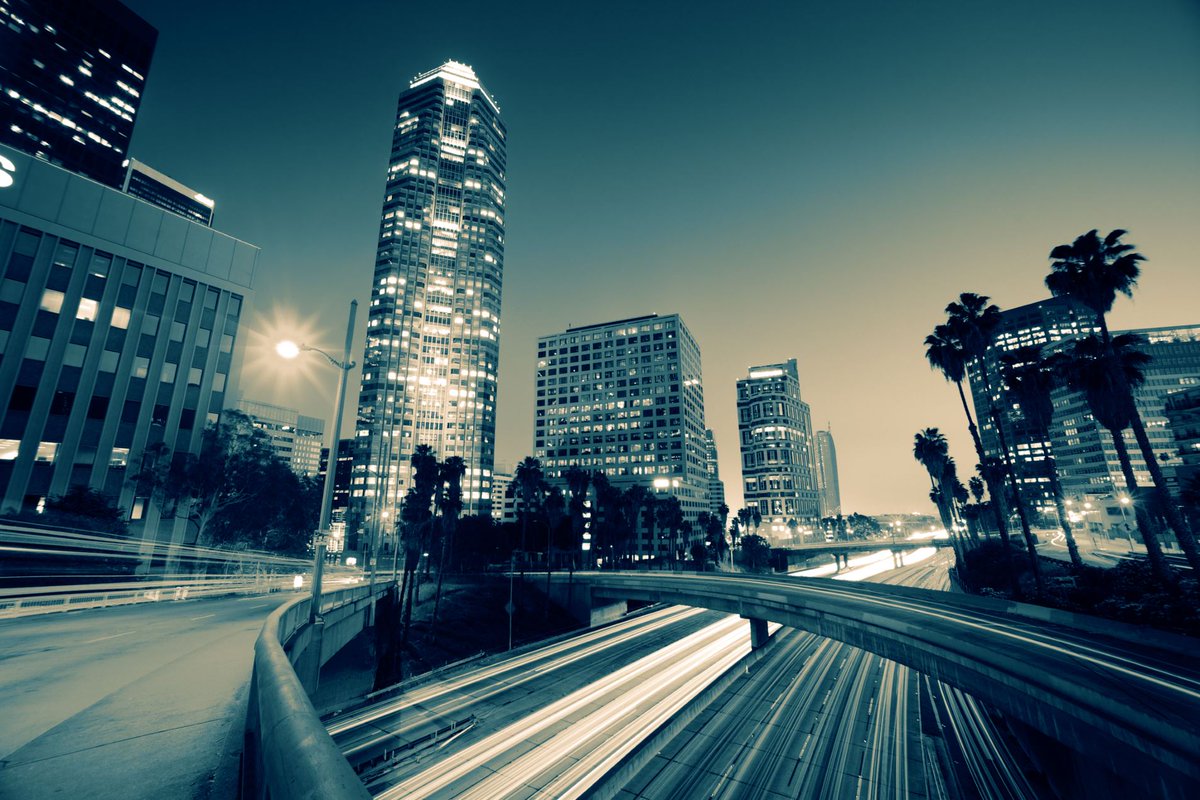 ubicquia's tweet photo. ~25%​ of streetlights are serviced every year on a time-based or reactive maintenance schedule​ - what if you could service only those that needed it BEFORE there were issues with them? Find out how https://t.co/SieOwNdgms 

#streetlights #streetlightmaintenance https://t.co/8zdrBI9MKk