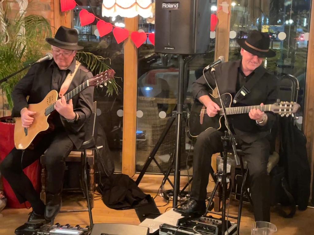 GilmoreNJaz's tweet photo. A couple of March dates for fine dining https://t.co/c3AsBcAYo8 this Sunday Lunchttime also Saturday 18th March @theraggedcot www https://t.co/ndta6TT0pk https://t.co/Mm9xvXQgPp