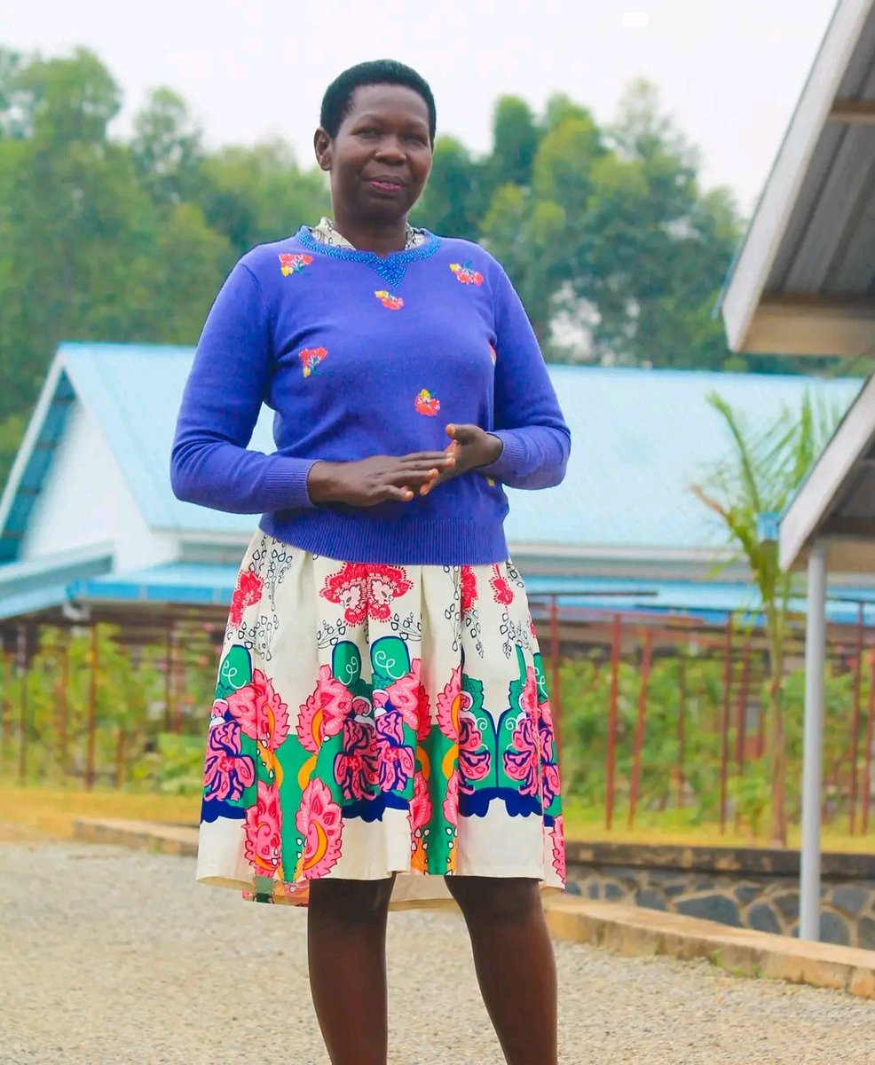 RadioPacisnews's tweet photo. Kuyi Uti Ngero 94.5FM 😍
Lady Ajonye is in for the Kakwa Program today till 5PM
#WeAsk : What do you think are the effects of Gambling on students ?
#PeaceOfChristForAll https://t.co/XssZDP1ATB