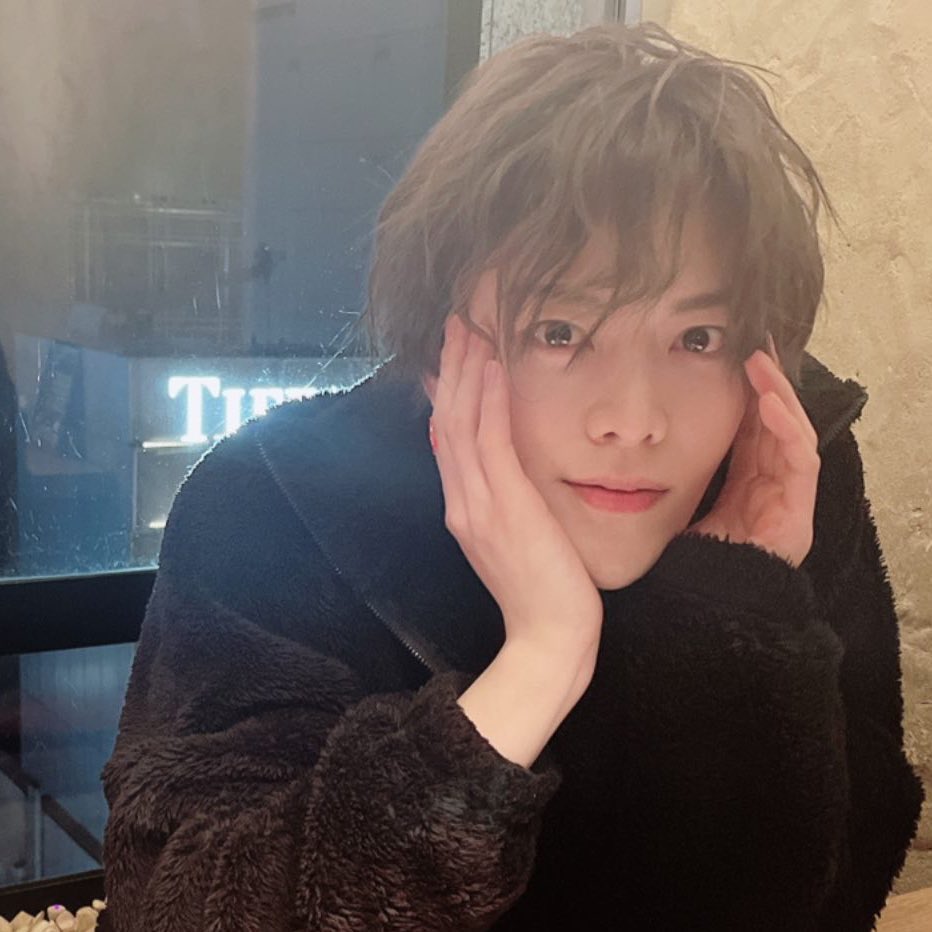 부하 tweet media