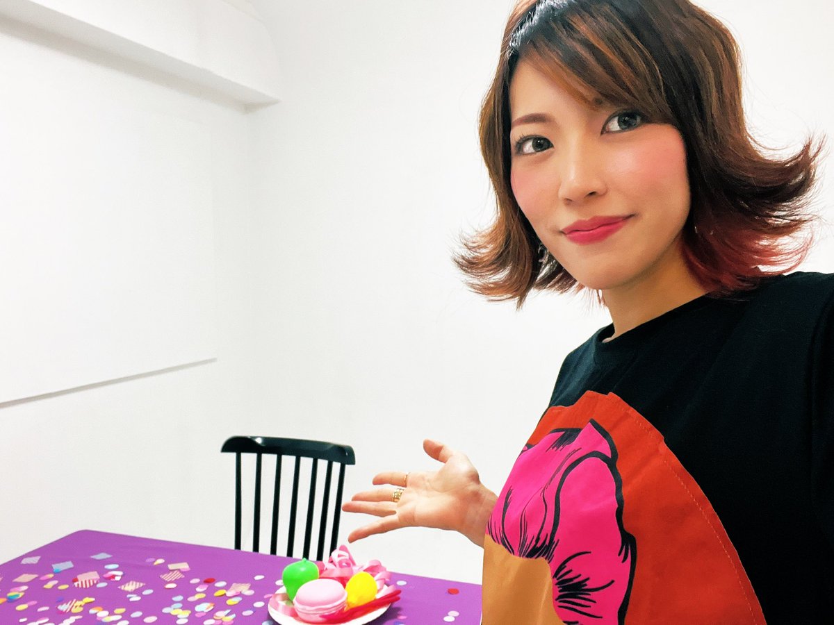 GrapeRecord_'s tweet photo. アーティスト写真撮影の様子を公式LINEにアップしてます！

めちゃくちゃ楽しくて、笑いの多い撮影でした！

https://t.co/8oS5ueWKCp

#インディーズバンド #graperecord https://t.co/p69sg5vM2H