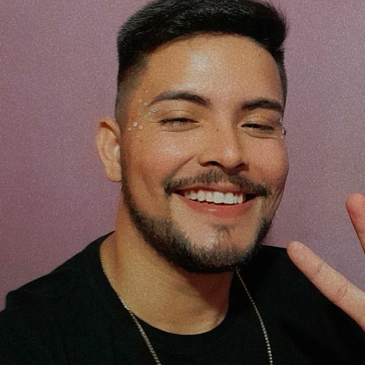 CaioMoreeiira's tweet photo. Enfim 23 anos 🥳❤️ https://t.co/z4jG2YV09a