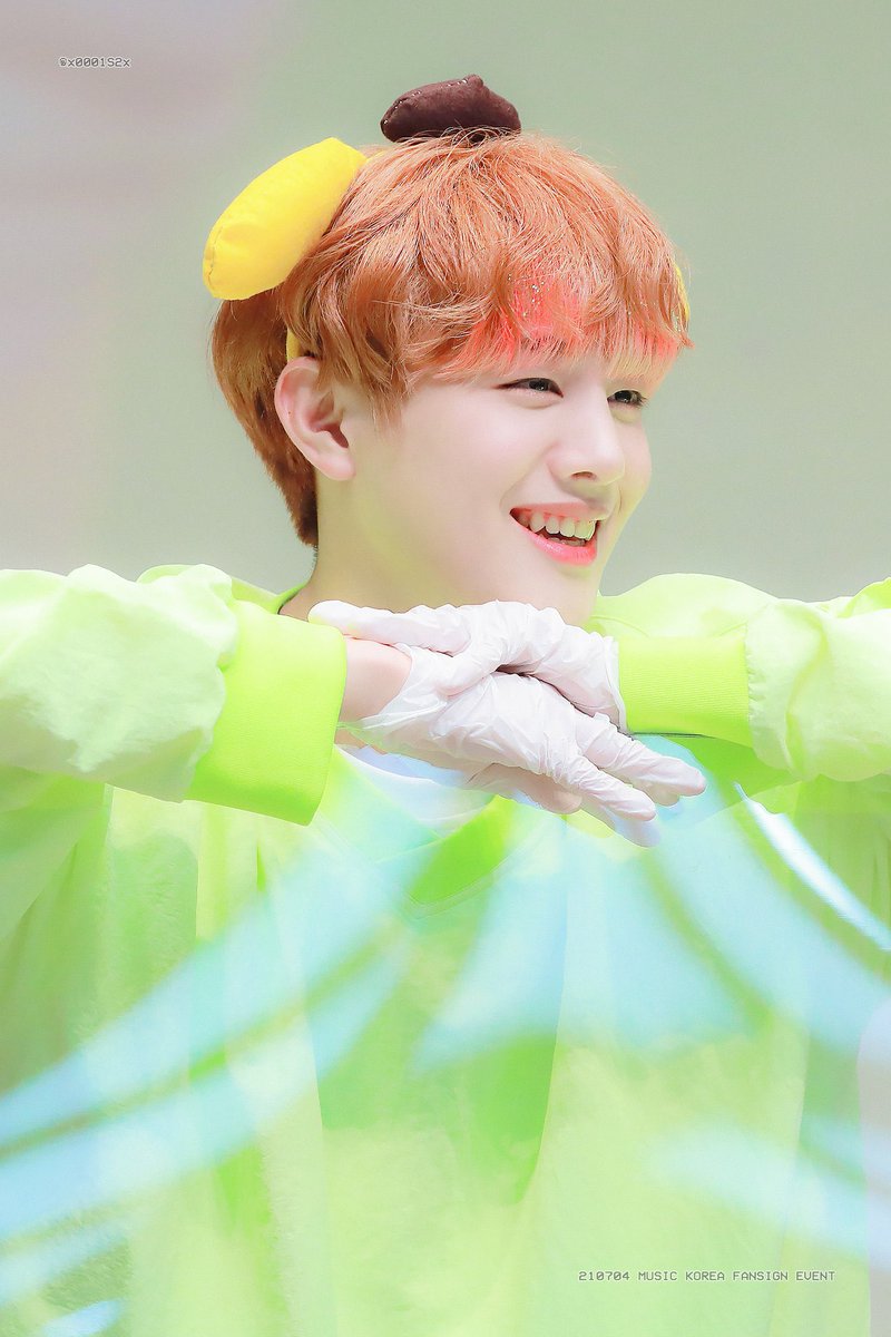 DY_DKZ's tweet photo. — you will always be my sunshine, i'll wait for you to be on stage again. let's meet each other again with a smile, munik 💛 https://t.co/6lqAaOiZwu