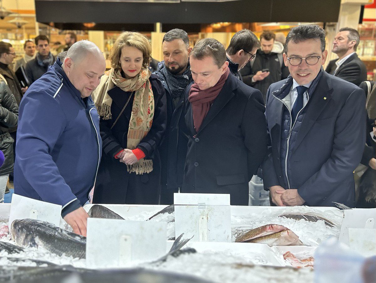 olivierdussopt's tweet image. 📍🇫🇷 J’étais ce matin à Nanterre à la rencontre des équipes de @METRO_FR pour prendre connaissance de leurs accords de partage de la valeur.

✅ Une belle occasion pour saluer l’accord national interprofessionnel sur le partage de la valeur, conclu après des mois de négociation.