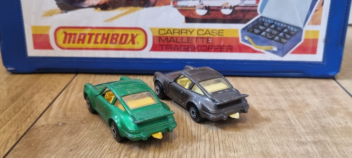 WeLoveDiecast's tweet photo. Nice pair of.... Porsche 911 Turbo's from the 1973 Superfast series by Matchbox Lesney. #WeLoveDiecast #MatchboxLesney #MatchboxSuperfast #Porsche #Porsche911 #PorscheTurbo #ToyCar #Diecast #SuperCar https://t.co/wtYNQQIeIa