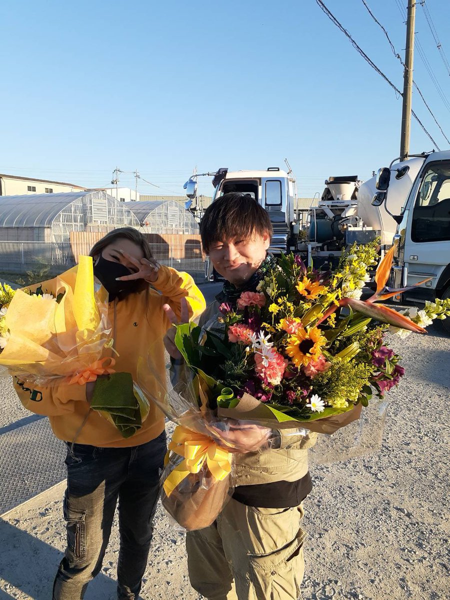 Aeri7777's tweet photo. 19歳から行ってた会社最終日
ミキサーの色んな事を
ここの会社で学んで可愛がって貰って
親元離れる気分😢
寂しいけど明日から頑張ろう💪🏼
お世話になりました🙇🏻‍♀️ https://t.co/GJPhEx1s4i
