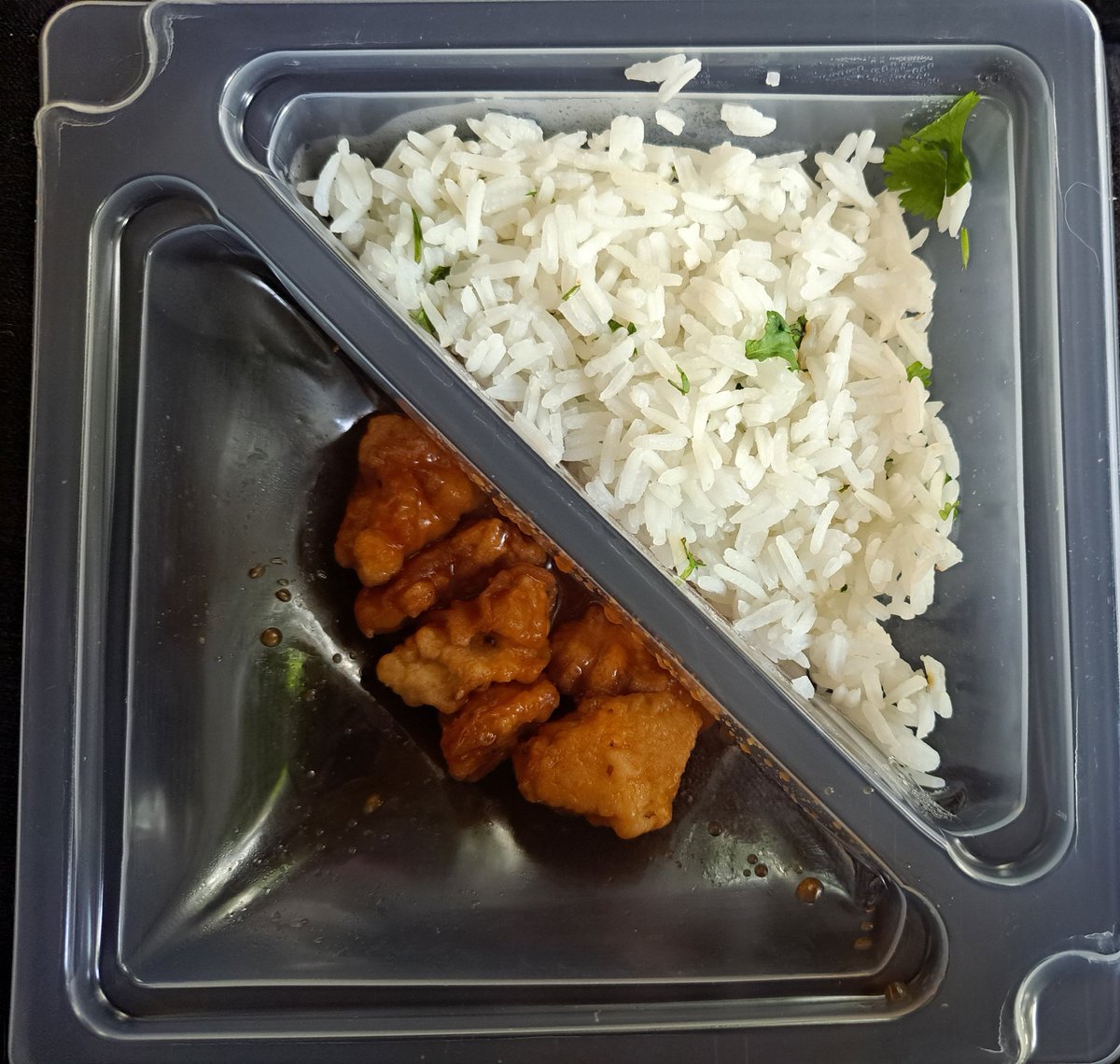 NicolaKillops's tweet photo. @CheckersSA Seriously. R57 for less than 30g of chicken. Even Woolworths is more generous. Clever how you hid a HUGE packet of sweet and sour sauce under it to make it look like a lot more. https://t.co/fUBzM9wjvK