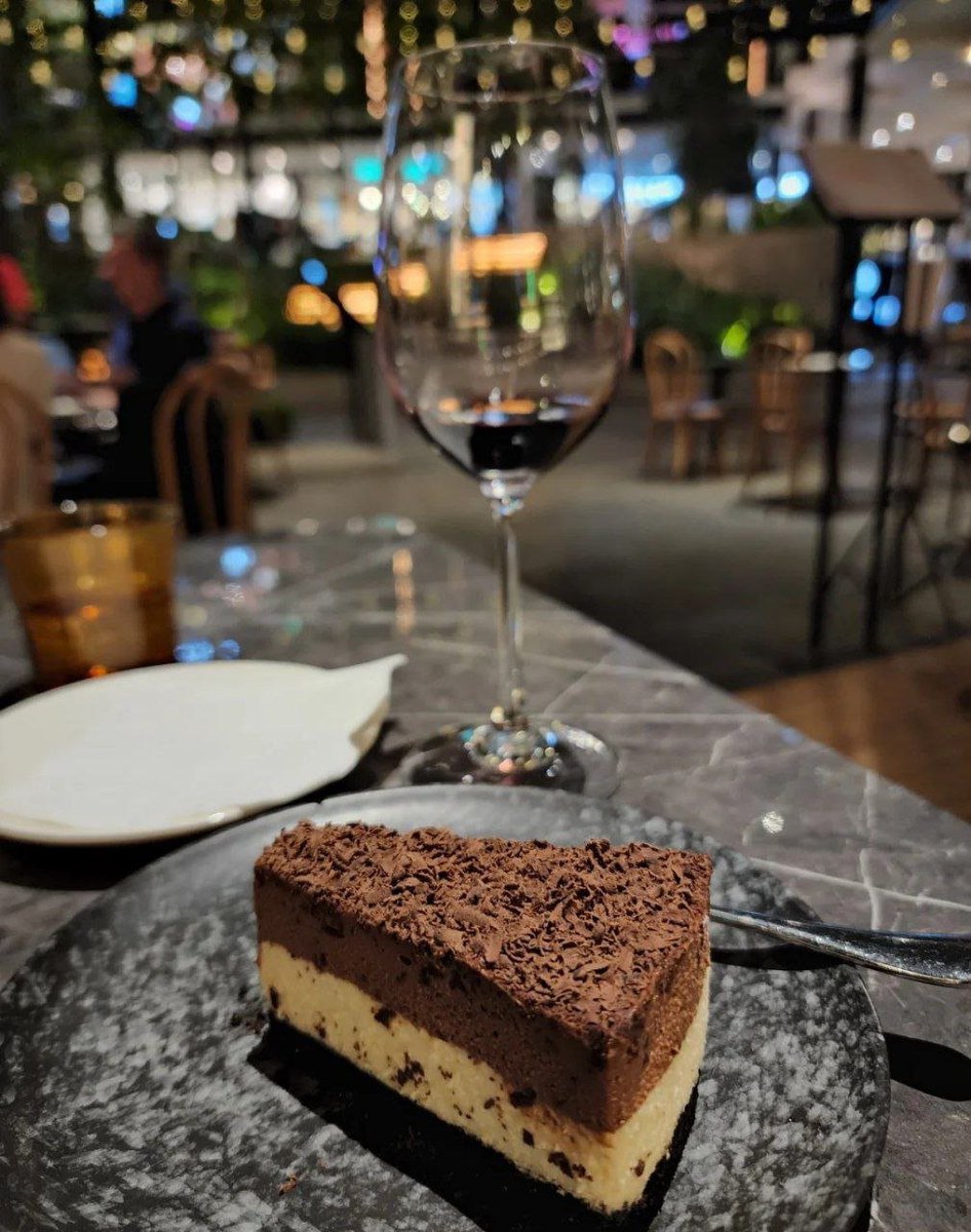 michelleheavrin's tweet photo. Regard weight as nothing, regard food as everything https://t.co/RLkxmPJFuF