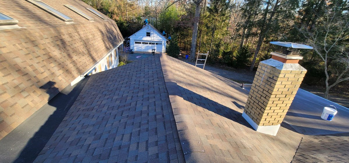 SurfandTurfRoof's tweet photo. Another roofing project wrapped up in #EHTNJ
#eggharbortownship #eht #southjerseylife #southjersey #roofingcontractor https://t.co/mJxPi6n4Ox