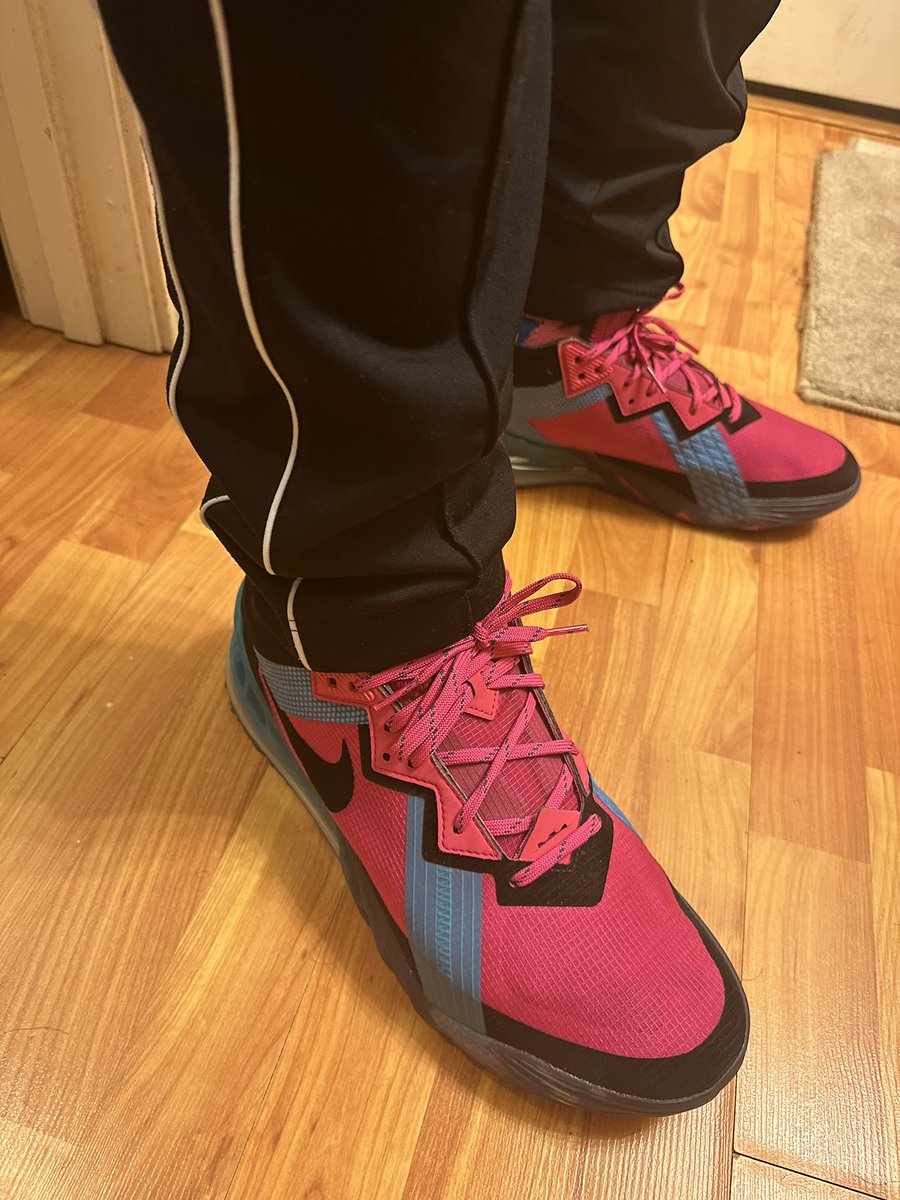 DaryleLSmith's tweet photo. Be Great Today Drip
🧢👕👟💧
#Lebron18 #YankeeFit
#Sonic #FCA
@uncle_rjs @ahmiryoung
@FrshPhade @KidFromTheX @CallMeCoachVP @LiCkMyJs @LexxDaTurtle @mdeeeeee_ @MagMr44 @CoachWes03 @ALilBitOfEryn @Just_JeNiNE_ @IngloriousGUIDO
@kp0pkicks @rjolli007 https://t.co/Nx7AgY6Erm