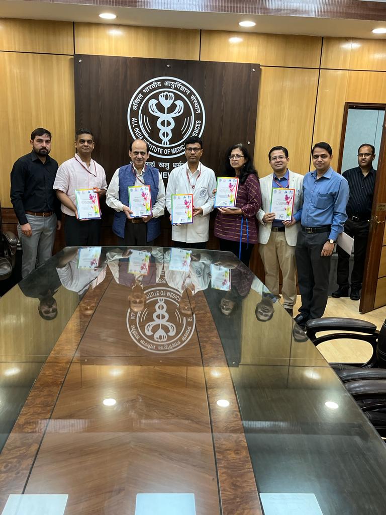 aiims_newdelhi's tweet photo. Director AIIMS, Prof. M Srinivas wished that this endeavor brings about a change in the quality of life of these children as well as their parents and caregivers.
Theme #Share your colors #Rare Diseases Day 2023 #Child Neurology Division, AIIMS New Delhi #Global Genes Alliance https://t.co/fDzXeLYE2c