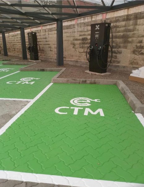 pempotrend's tweet photo. La semana pasada finalizaron los trabajos de instalación de 3 puntos de recarga de 60 kW, con la última tecnología #Floox dentro de la primera fase de la #ComunidadEnergética Senergy-I impulsada por #SynerHy
Para más información
👉 https://t.co/VvZj36J5Rk
#vehículoseléctricos https://t.co/Z2N3J2ZM6q