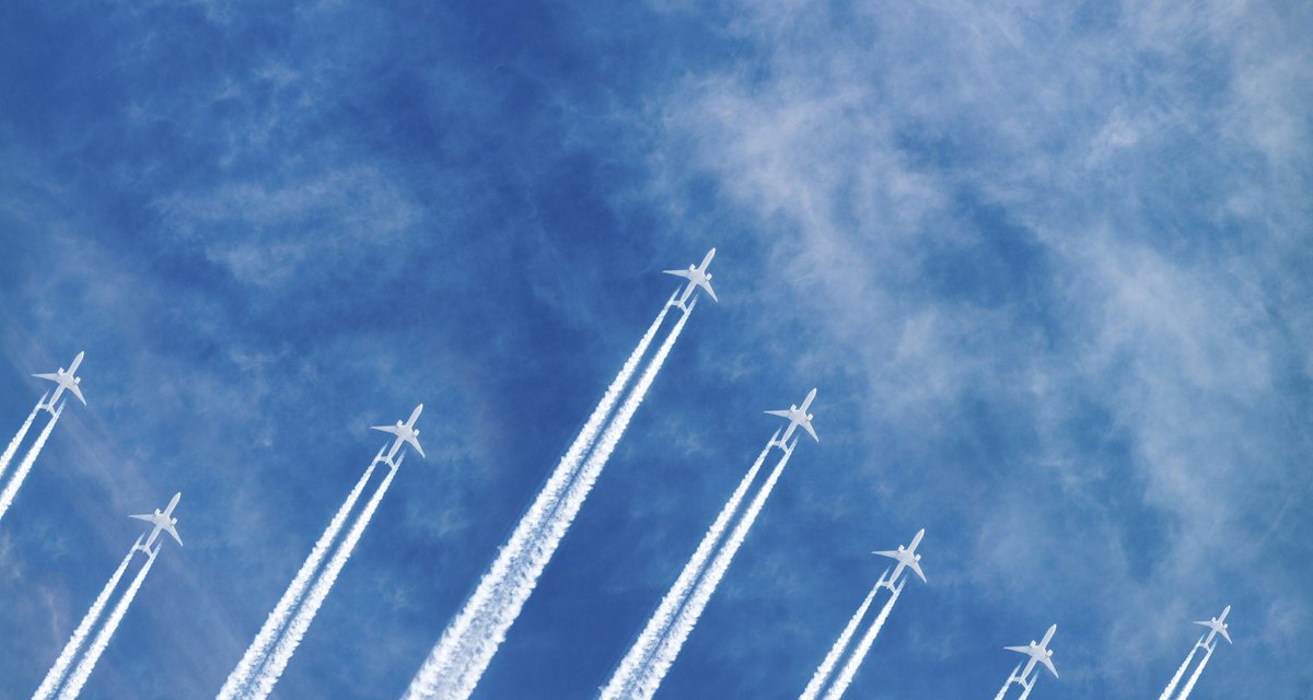 Vertiv's tweet image. New from @STLPartners – their list of “100 edge companies to watch in 2023.” Vertiv is proud to be one of the leaders recognized, along with 99 other businesses devoted to innovation that drives #edge computing. ms.spr.ly/60165jq4y  
#edgedatacenter #computing #technology