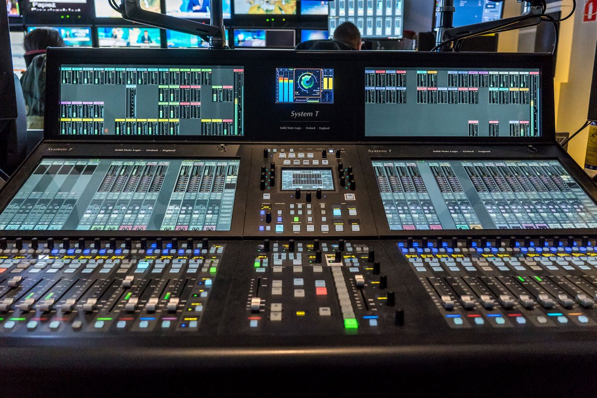 solidstatelogic's tweet image. Polish media company and broadcaster Telewizja Polsat upgrades its two main new studios with a pair of SSL System T consoles.

“Choosing SSL’s System T  was the best solution for building a Dante network in the facility.&quot;

bit.ly/3xYRHLu

#SSL #SolidStateLogic #SystemT