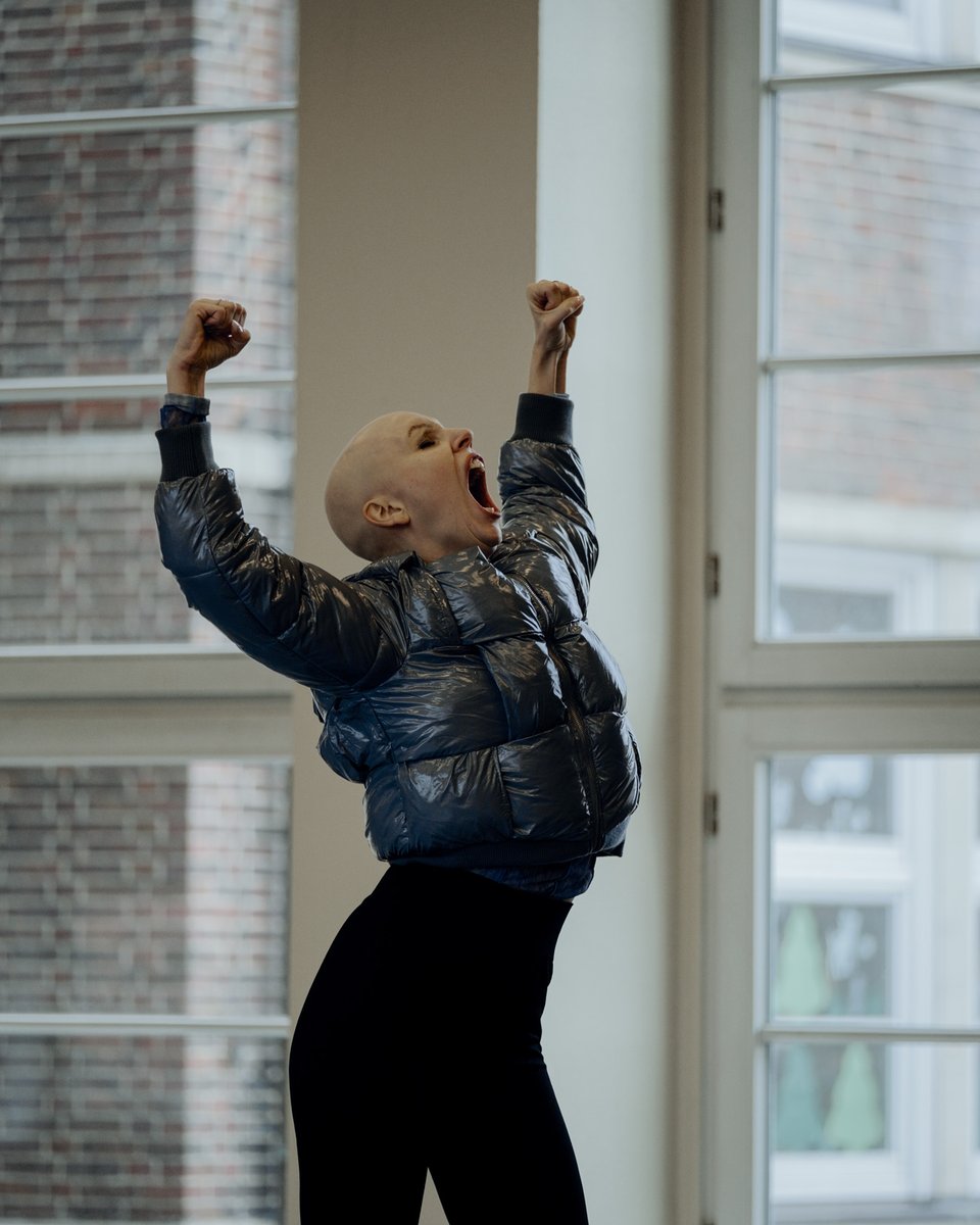 HELLERAU's tweet photo. Comic-Welten, Lautmalerei und tanzende Superheld:innen – kommt zum Pre-Showing „Splaaash!“ zum Festival „Watch Out!“!
09.03. 15:00 Uhr & 17:00 Uhr
Kinder- und Jugendhaus Parkhaus Klotzsche, Stralsunder Str. 21
https://t.co/V56Y4vVl1E
#HELLERAU #WatchOut! #exploredance #Dance https://t.co/WcMNGwroHL