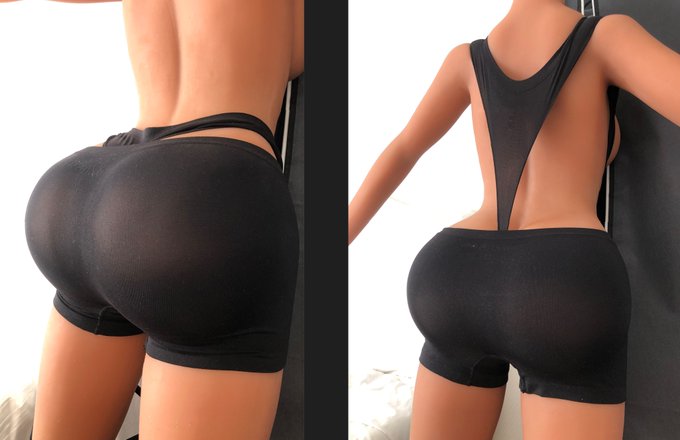 Huge atomic wedgie with my thong blocked until my shoulders, feeling so good in it! So much more you