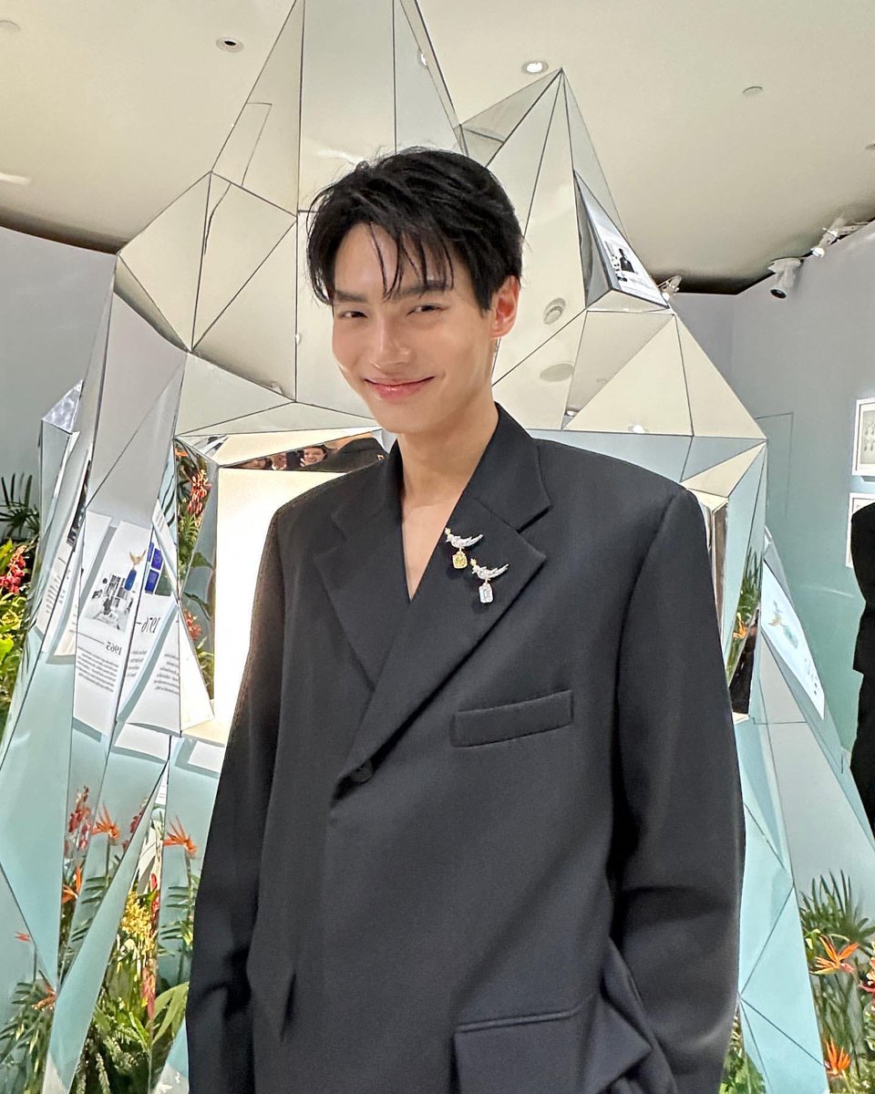 WinmetawinO's tweet photo. อ่ยยยยยน้องค้าบบบอย่ายิ้มงี้ 🥹🥹🥹

#TiffanyxWin
#TiffanyAndCo 
#winmetawin @winmetawin https://t.co/JXvB6vZHi6