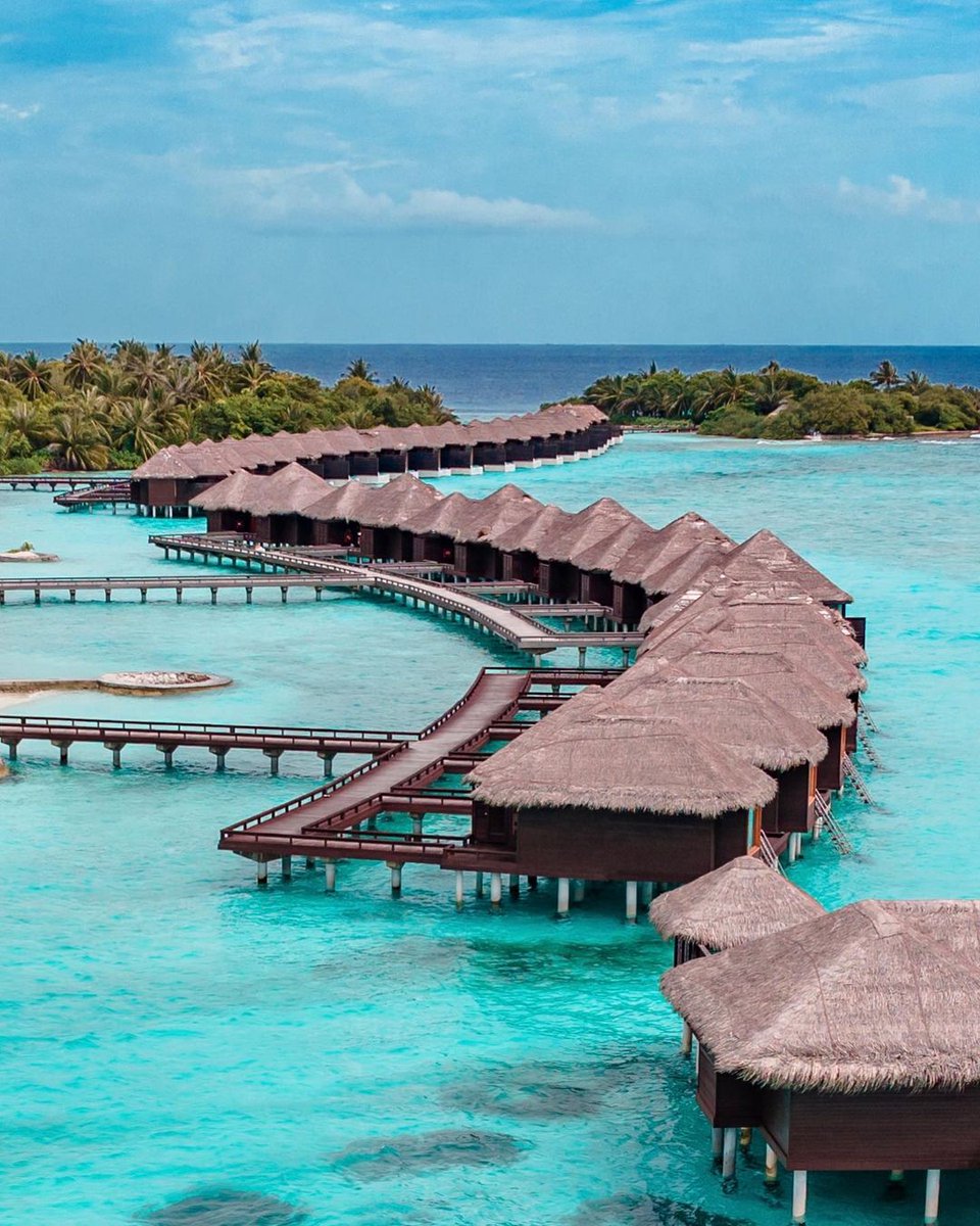 Let us pamper you along the way, with complimentary breakfast for two, return airport transfer, and hotel credits, so you can bring home a piece of your journey. 

Book today and look forward to extra indulgence. sher.at/60123ULbj

#SheratonMaldives #YourWelcomeAwaits